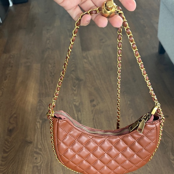 Quilted Brown Adjustable Chain Shoulder Crossbody Bag - Picture 5 of 6